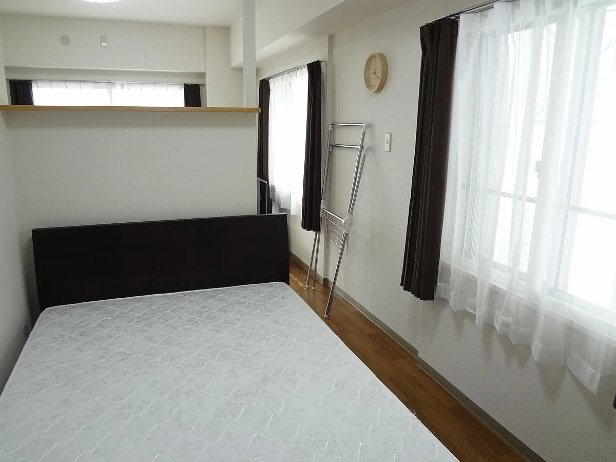 北海道札幌市中央区南一条西１８丁目 メイン画像