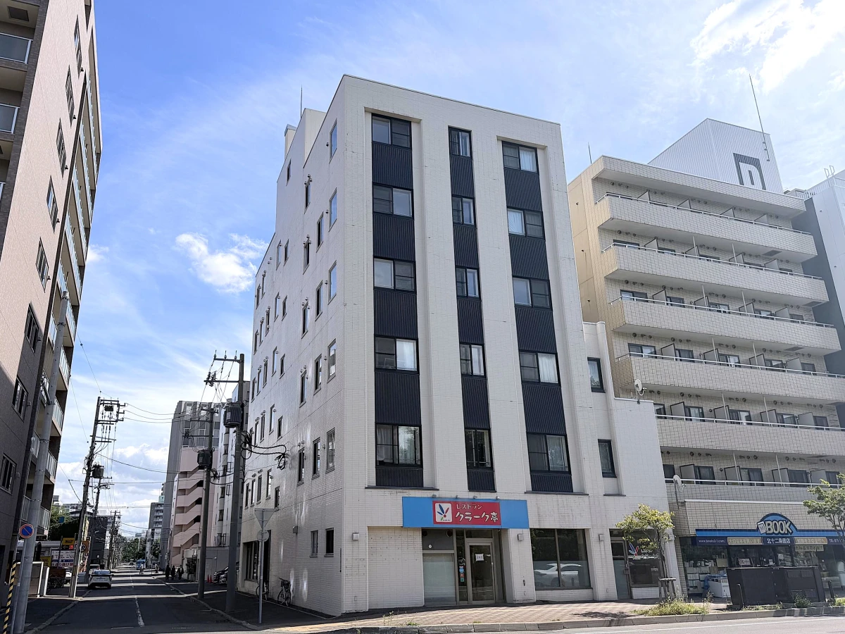 ノースステイ北12条|<オール電化>「北海道大学」まで自転車30秒!バストイレ別の人気家具付き物件!